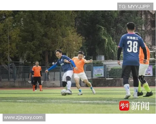 激情四溢的现场直播足球比赛带你领略绿茵场上的精彩瞬间与激烈对抗